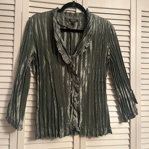 Dressbarn Silver Gray Ruffled Blouse with Cuffed Sleeves